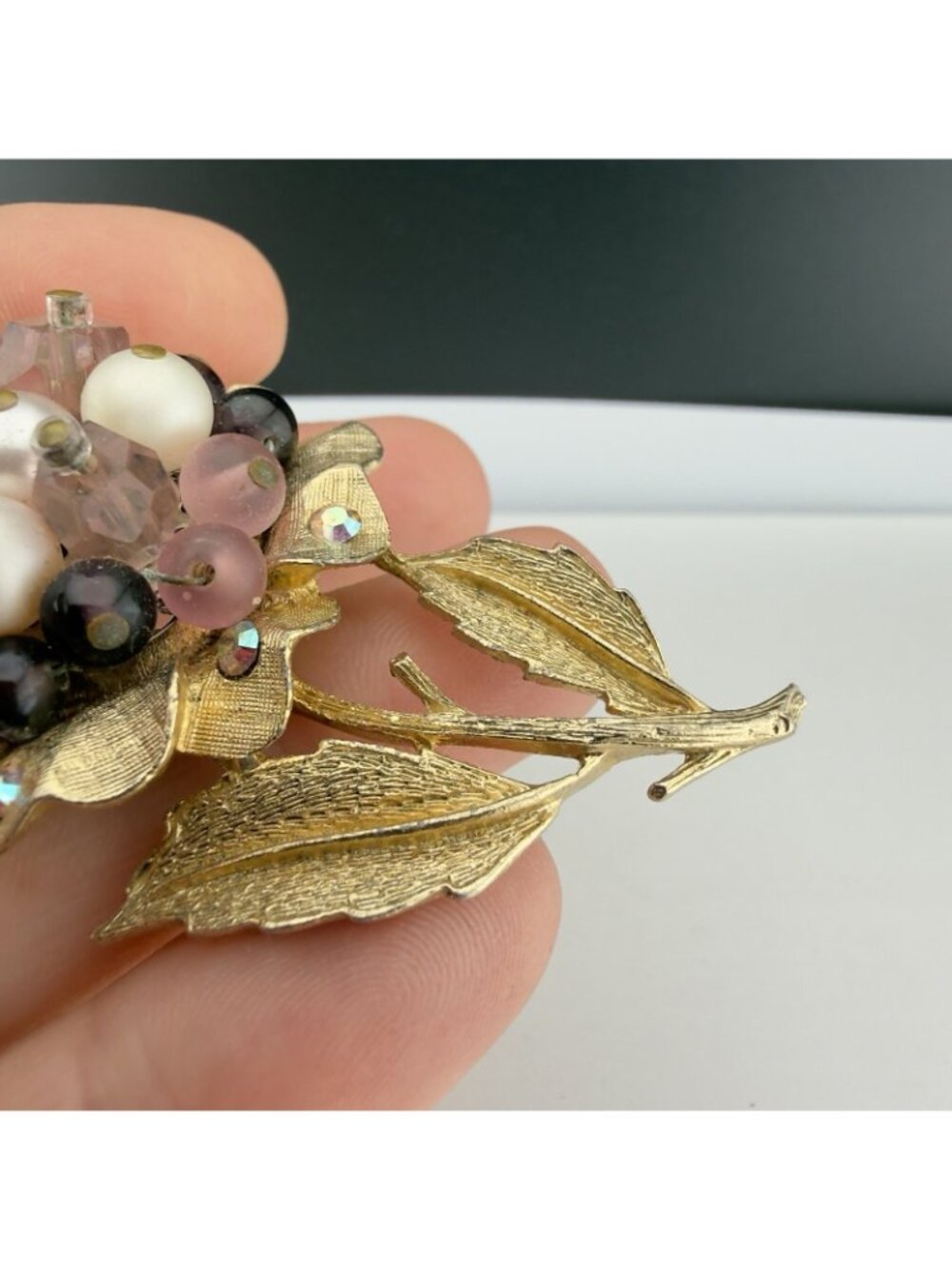 Vintage Coro Floral Brooch Rhinestone Faux Pearls AB Purple Bouquet Glass Bead - Picture 9 of 10